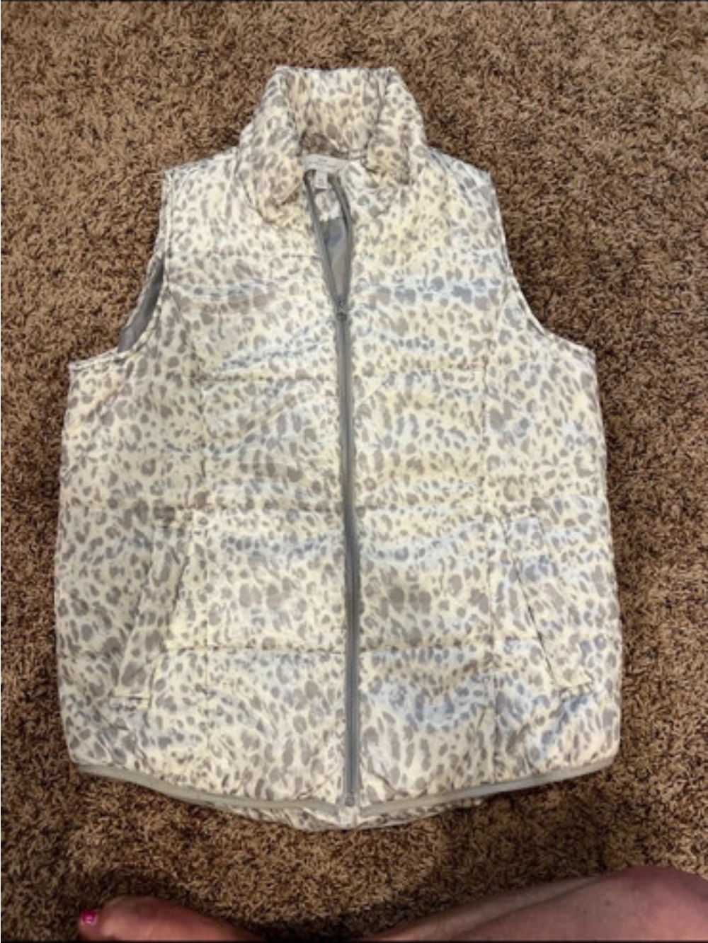 new directions Cream and Gray Leopard Print Puffer Vest